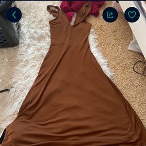 Brown Flowy dress XS